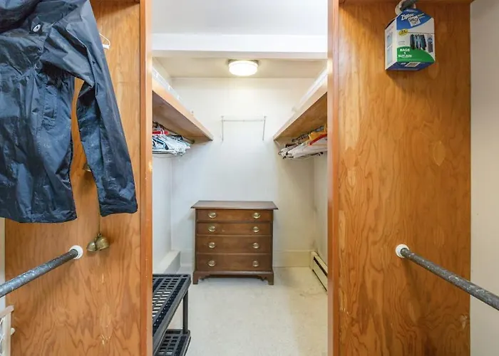 Anchorage Escape