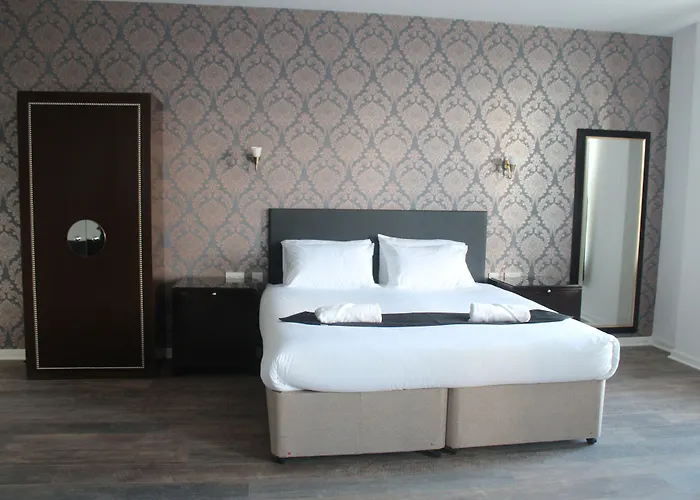 Park Hotel & Apartments