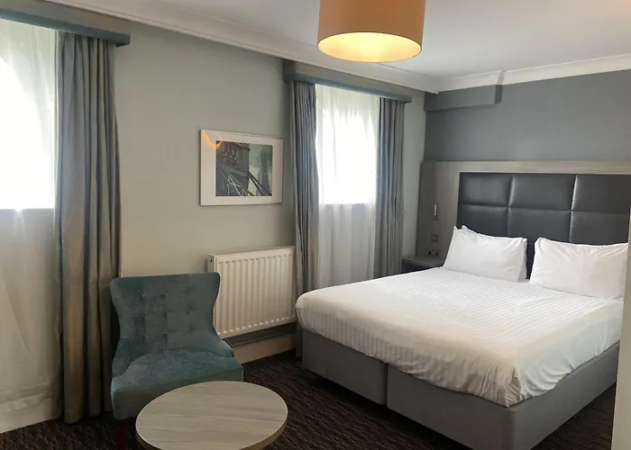 London Chigwell Prince Regent Hotel, BW Signature Collection