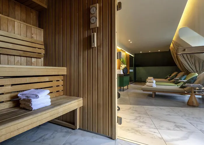 Le Louis Hotel Versailles Chateau - Mgallery Collection