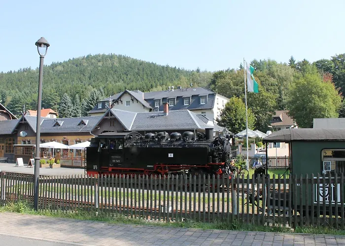 Hotel Am Berg Oybin Garni