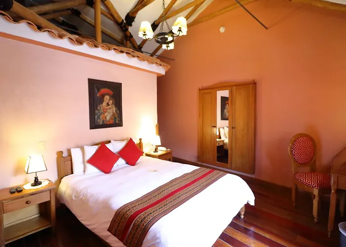 Hotel & Mirador Los Apus