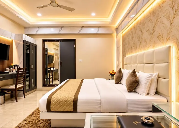 Hotel Baba Deluxe Near New Delhi Railway Station And City Center -By Rcg Hotels