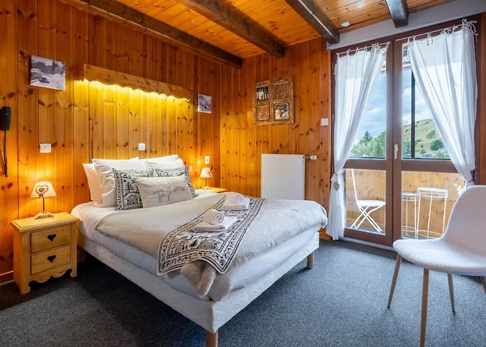 Hotels Les Catrems & Le Montagnou