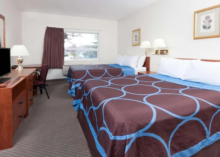 Super 8 By Wyndham Edmonton/West