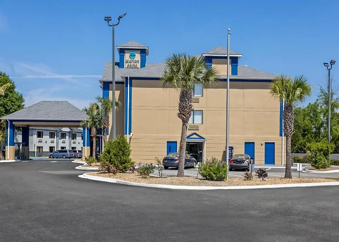 Clarion Pointe Jesup