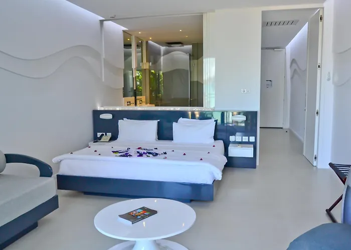 Baystone Boutique Hotel & Spa