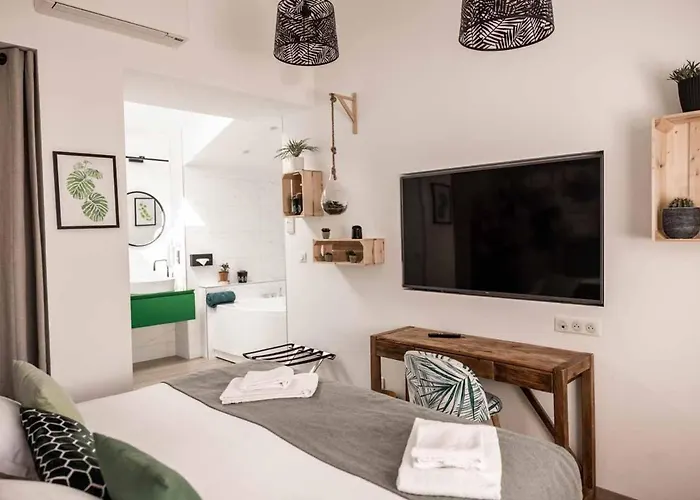Logis Hotel La Chaize