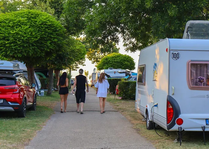 Aranypart Camping & Apartments