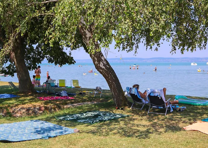 Aranypart Camping & Apartments