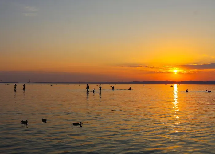 Aranypart Camping & Apartments