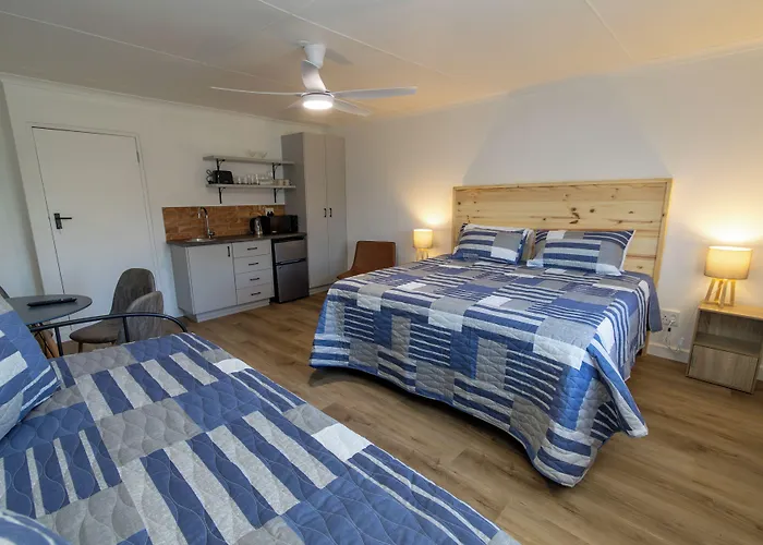 Stilbaai Harbour Inn