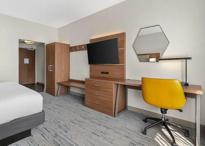Holiday Inn Express & Suites Findlay North By Ihg