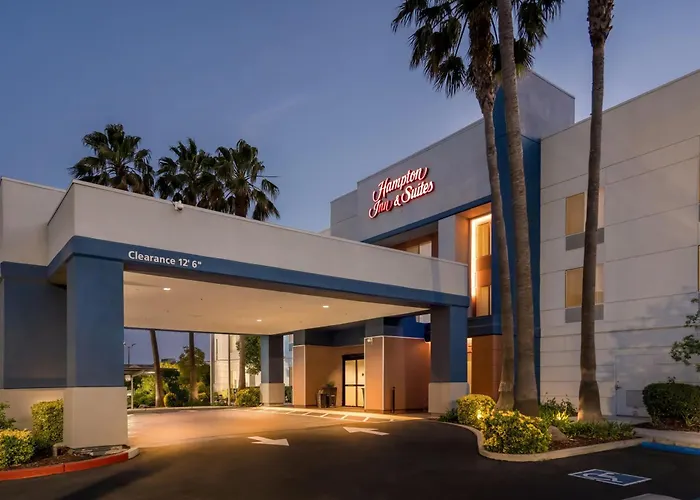 Hampton Inn & Suites Lathrop