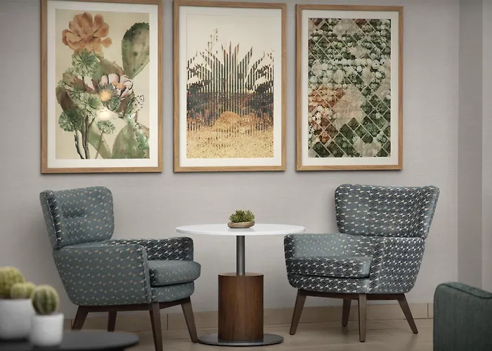 Hampton Inn & Suites Phoenix Glendale-Westgate