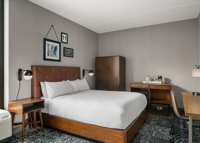Four Points By Sheraton Chicago Westchester/Oak Brook