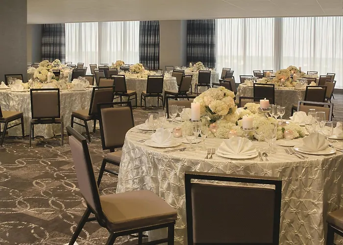 Doubletree By Hilton Hotel Cedar Rapids Convention Complex