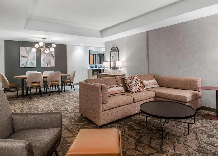 Embassy Suites By Hilton Albuquerque