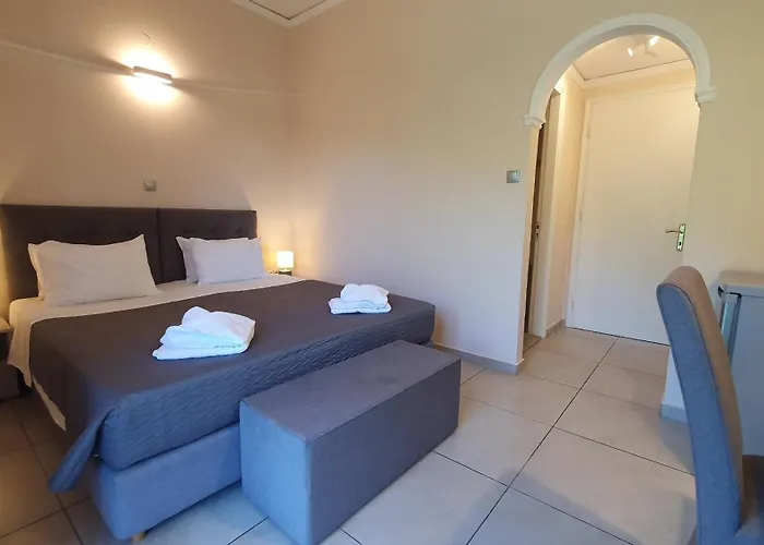 Paleo Inn Hotel