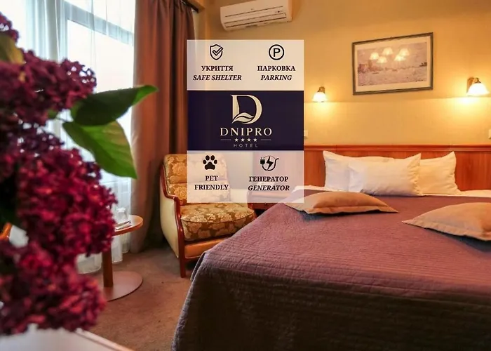 Готель Дніпро Dnipro Hotel