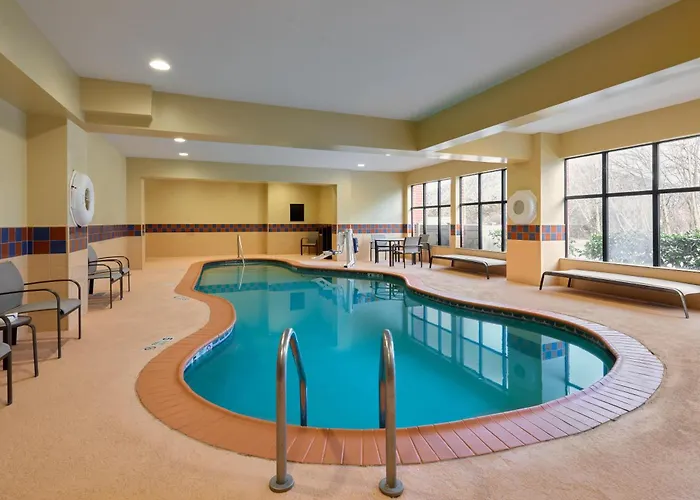 Hampton Inn & Suites Providence / Smithfield