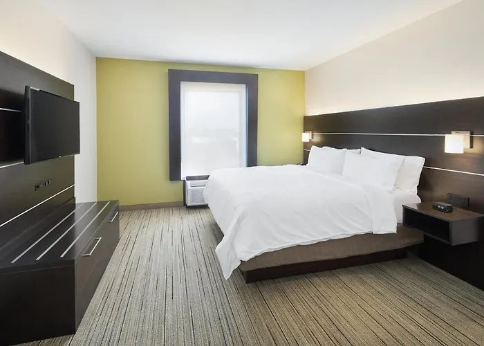 Holiday Inn Express & Suites Port Richey By Ihg