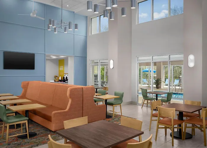 Hampton Inn & Suites Clinton
