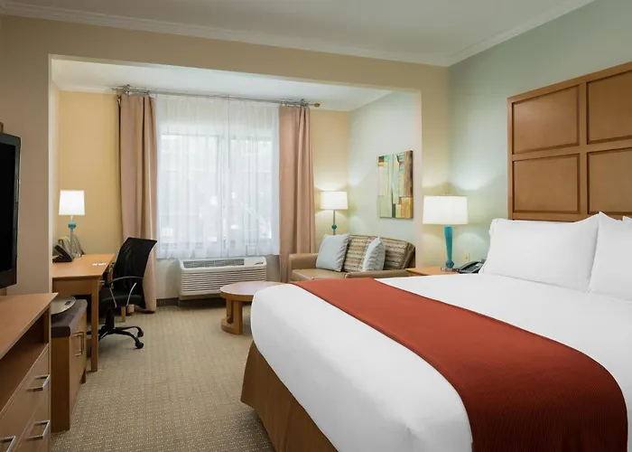 Holiday Inn Express & Suites Santa Clara - Silicon Valley By Ihg