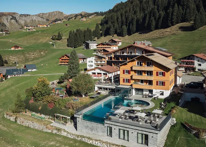 Hotel Alpenblume