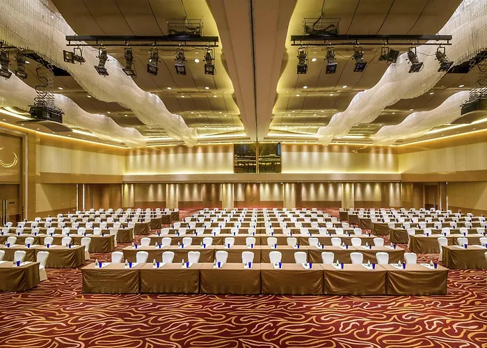 Pullman Linyi Lushang