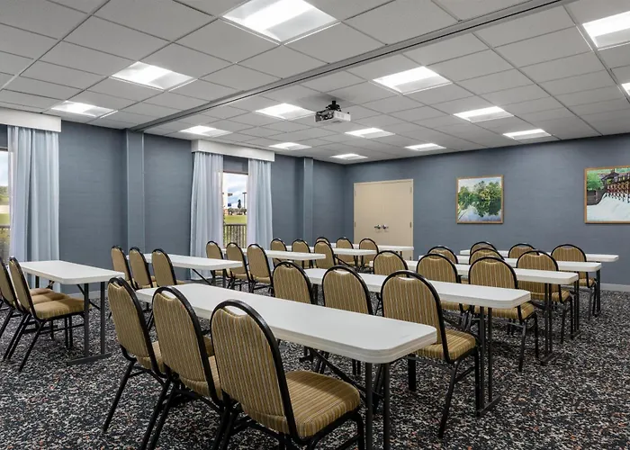 Hampton Inn & Suites Prattville