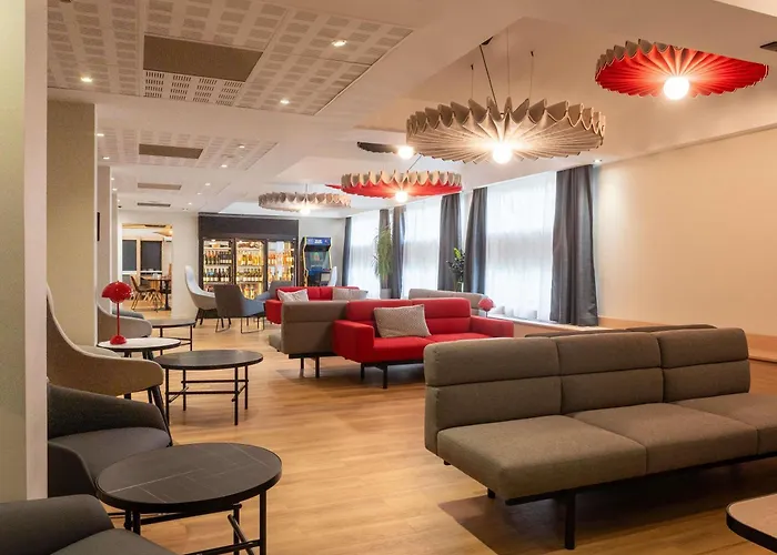 Ibis Lyon Est Bron