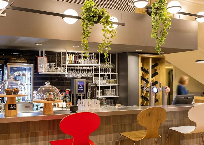 Ibis Tours Sud
