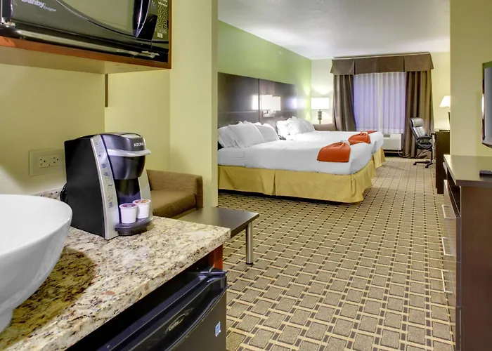 Holiday Inn Express & Suites Cross Lanes By Ihg