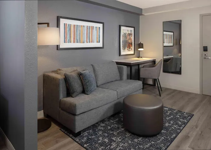 Hyatt Place Boston - Medford