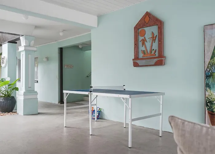 Island House Resort Hotel