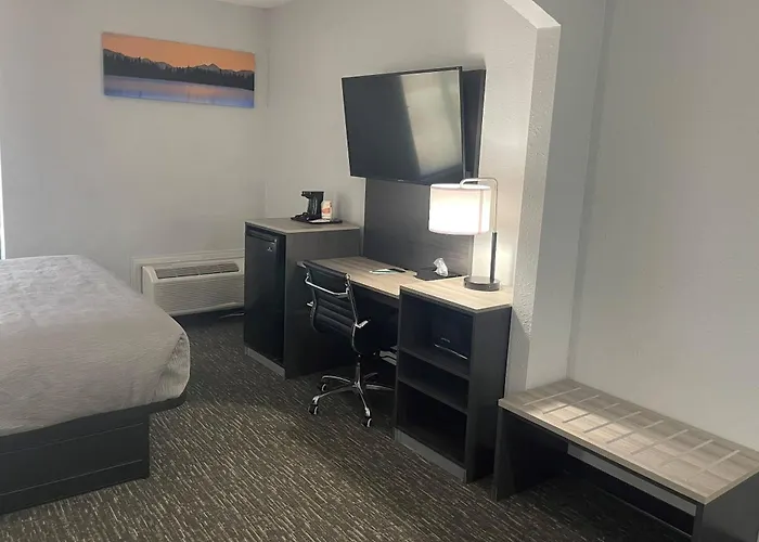 Quality Suites Abilene Mall Area