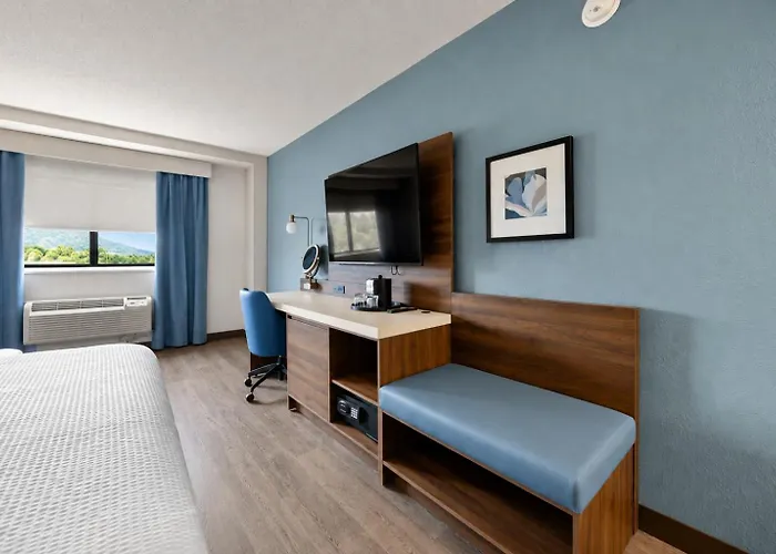 Capital Plaza Hotel