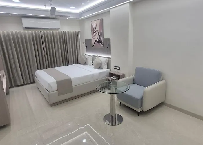 Hotel Orange International