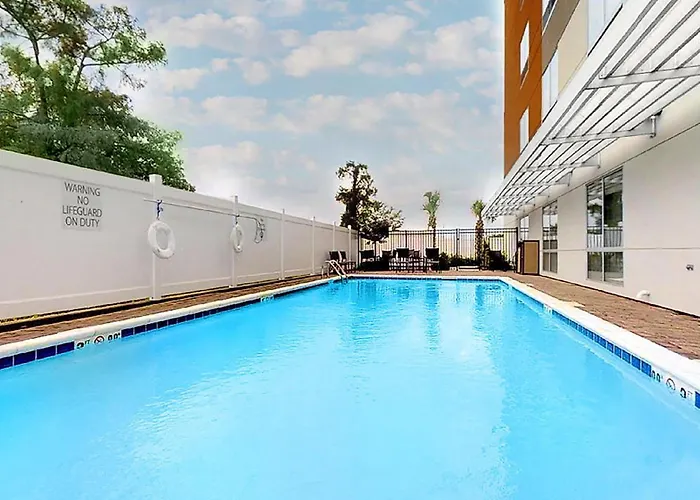 Holiday Inn Express & Suites - Chalmette - New Orleans S By Ihg