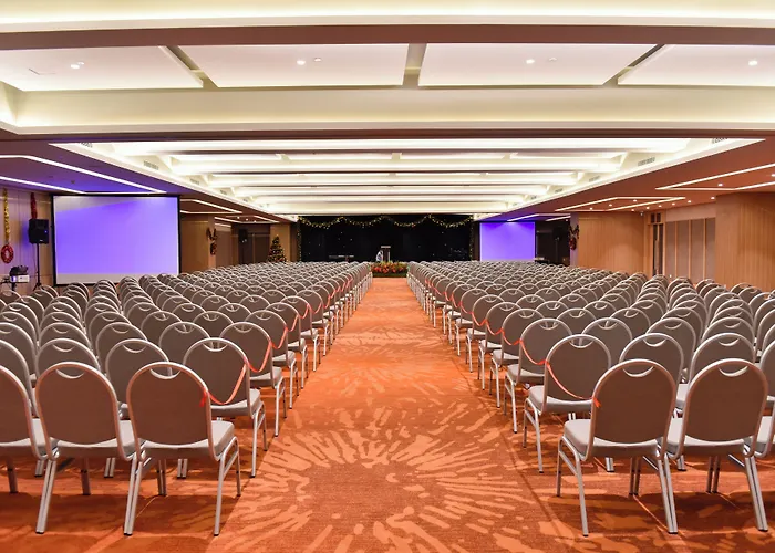 Holiday Inn & Suites Jakarta Gajah Mada By Ihg