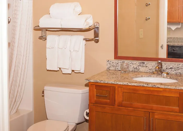 Candlewood Suites - Logan