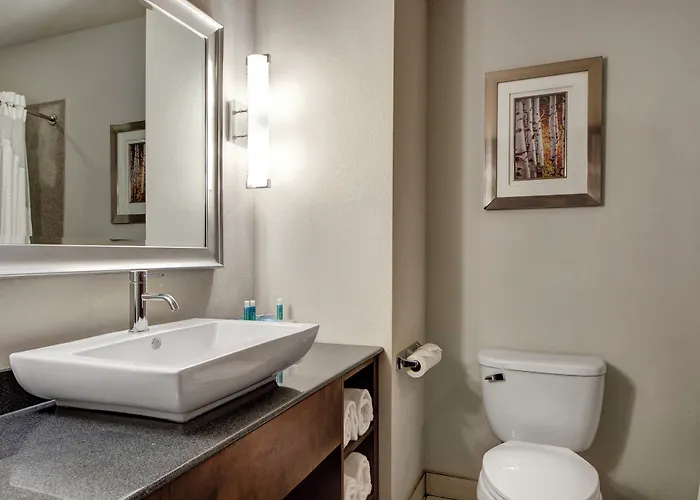 Holiday Inn Express And Suites Oklahoma City North By Ihg