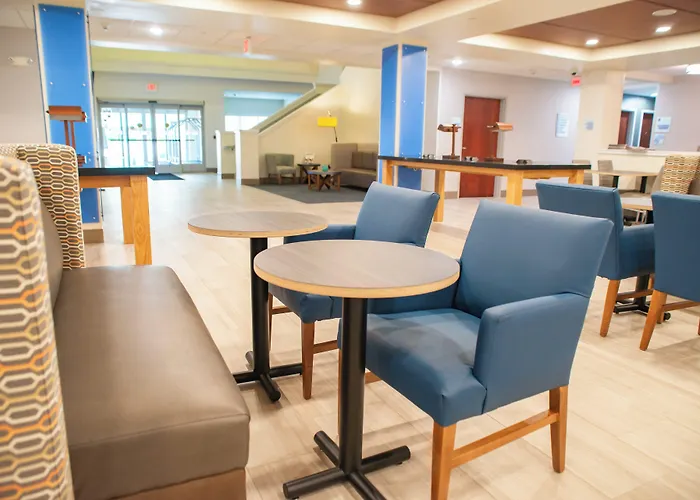 Holiday Inn Express Winona By Ihg