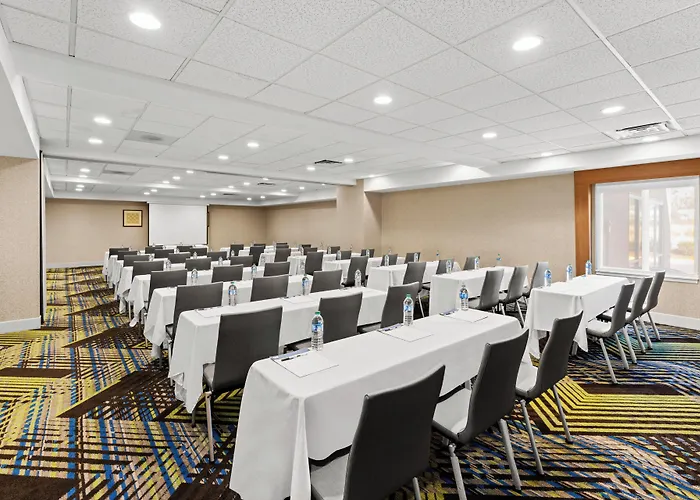 Holiday Inn Express And Suites Sumner By Ihg