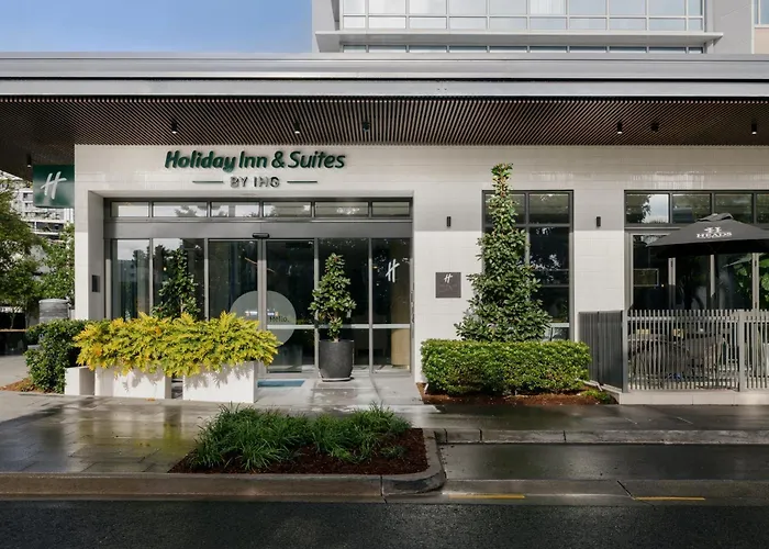 Holiday Inn & Suites Sunshine Coast, An Ihg Hotel