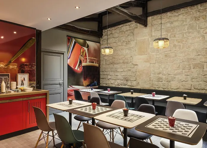 Hotel ibis Paris Avenue de la Republique