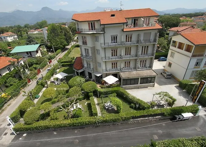 Hotel Montecarlo