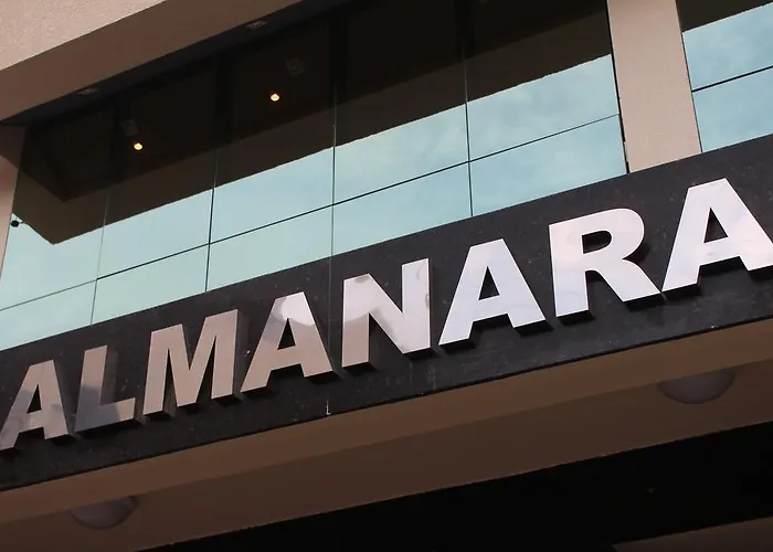 Hotel Almanara
