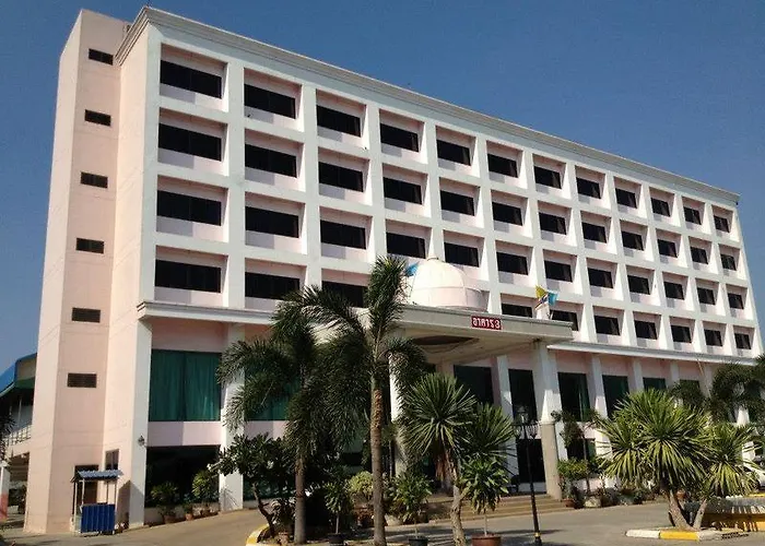 River Hotel The Budget